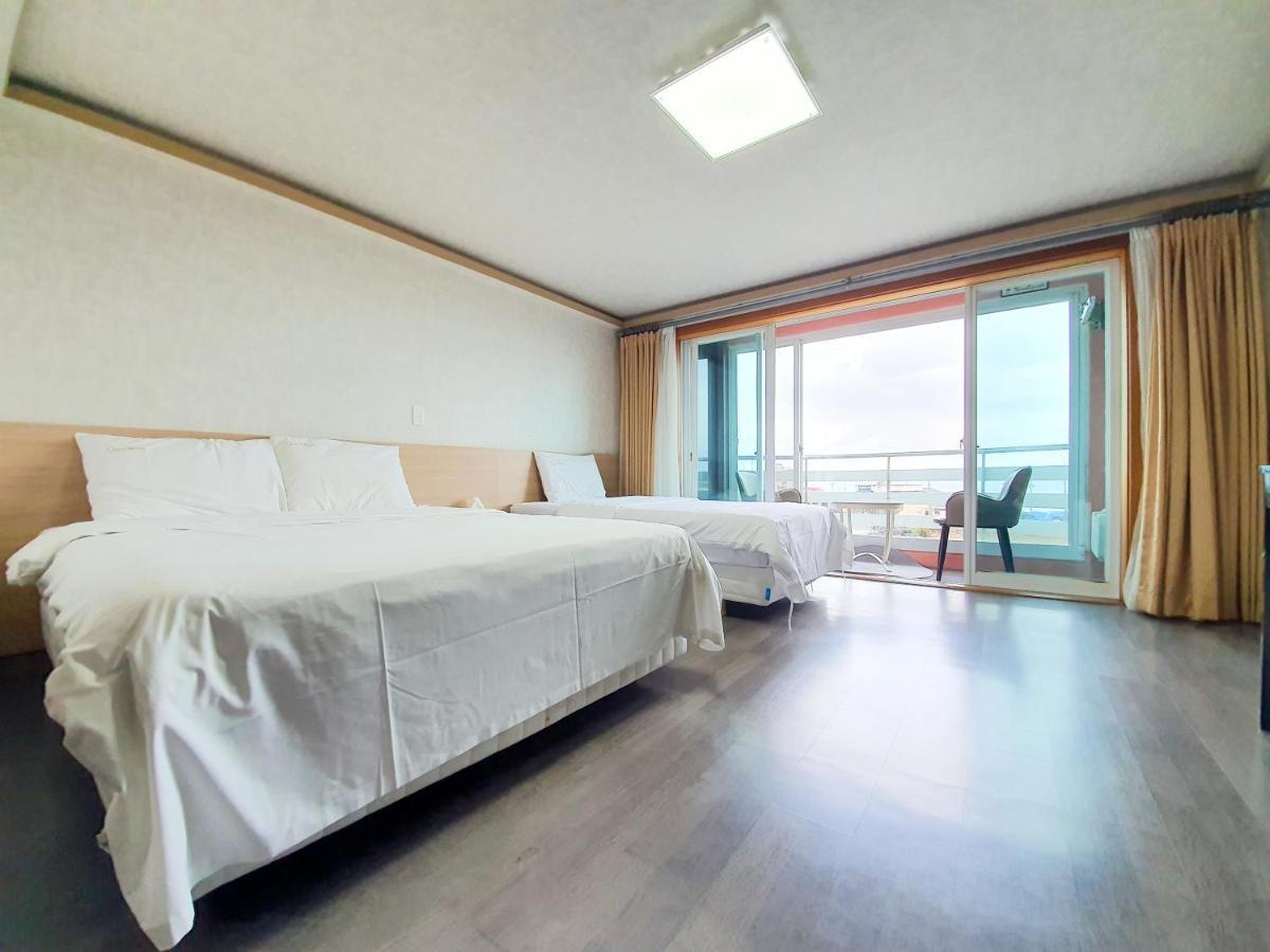 Jeju Ocean Family Hotel Экстерьер фото