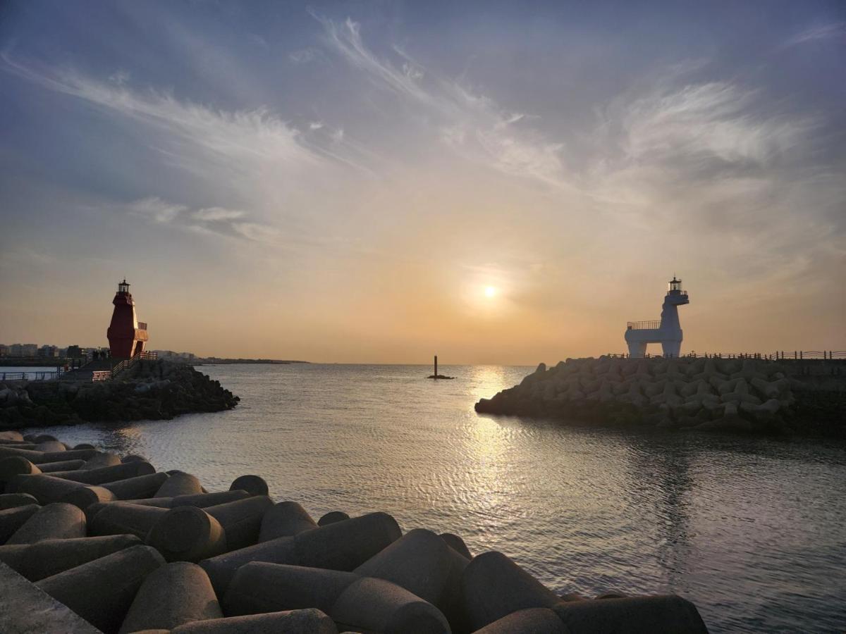 Jeju Ocean Family Hotel Экстерьер фото
