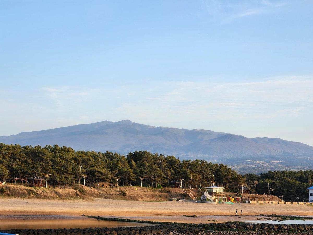 Jeju Ocean Family Hotel Экстерьер фото