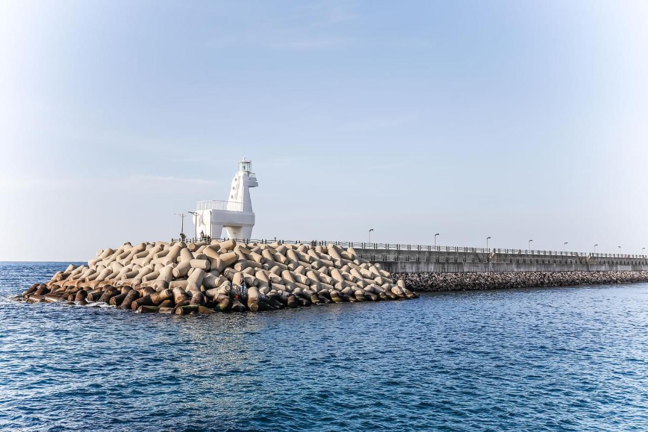 Jeju Ocean Family Hotel Экстерьер фото